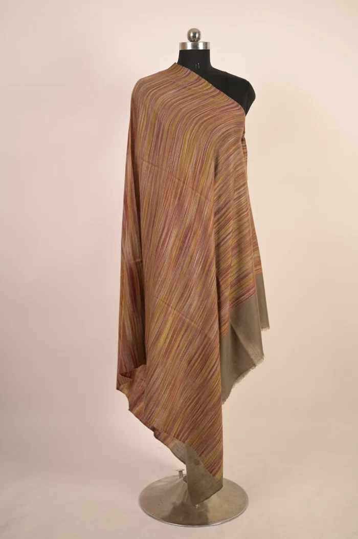 shawl with gi identification