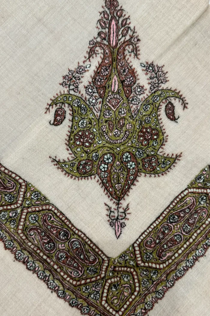 Cultural pashmina rumal designed in the style of Iraqi Shemagh (شماغ)