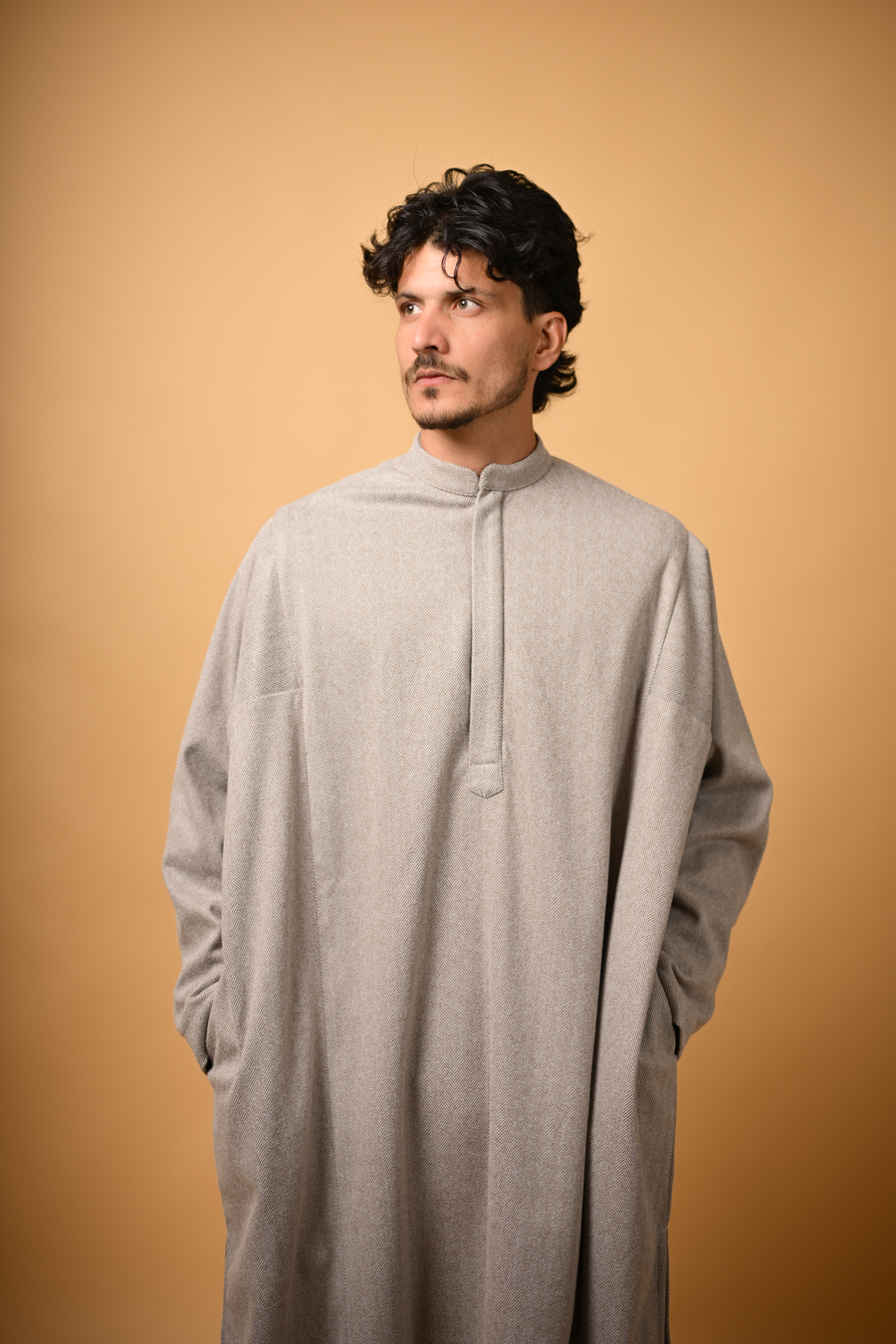 Cremish Grey Herringbone Pheran - Image 11