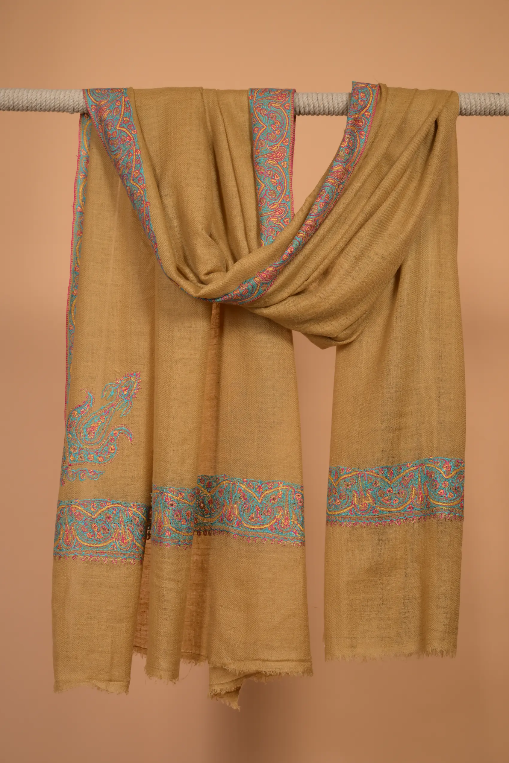kashmiri pashmina shawl