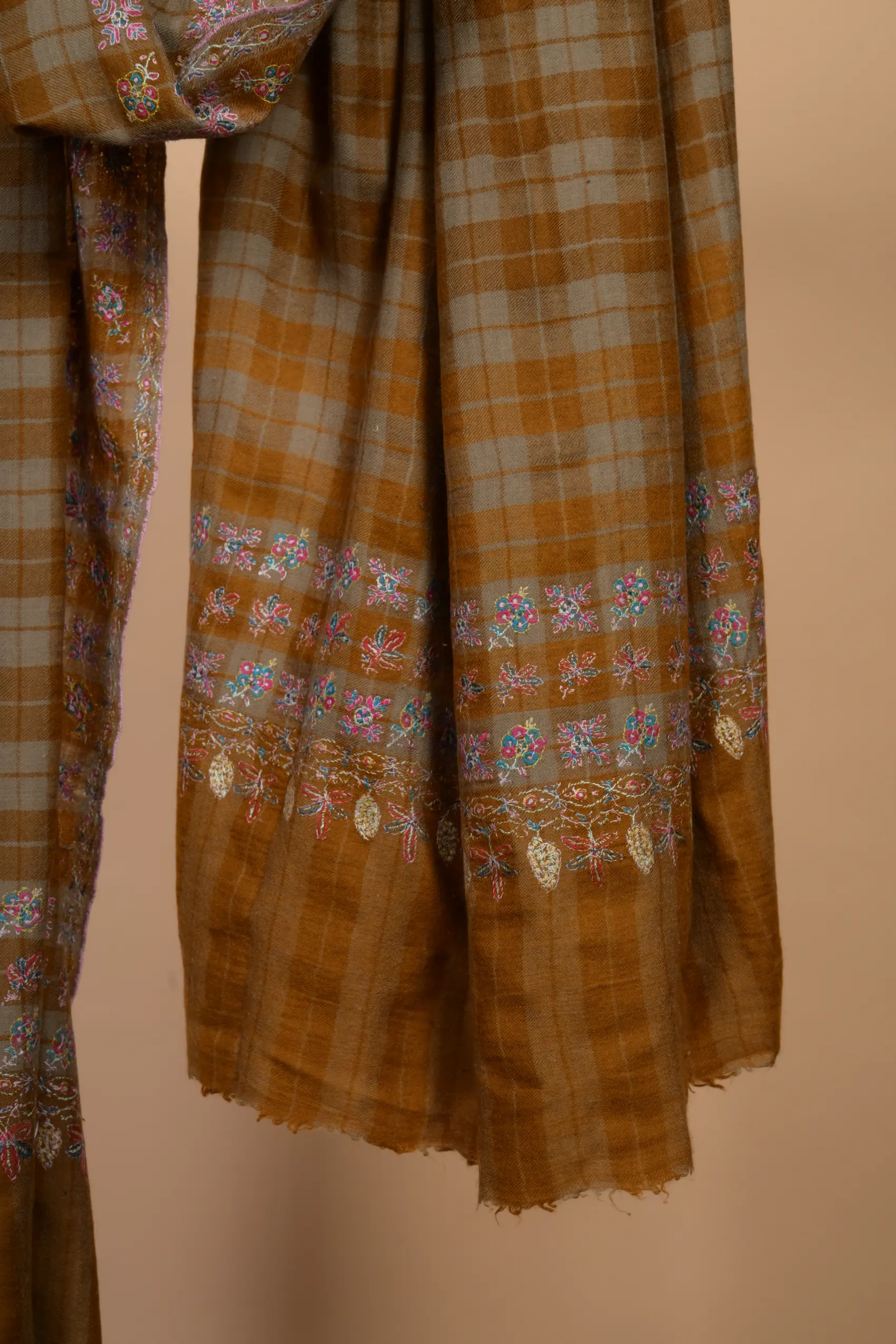 kashmiri pashmina shawl