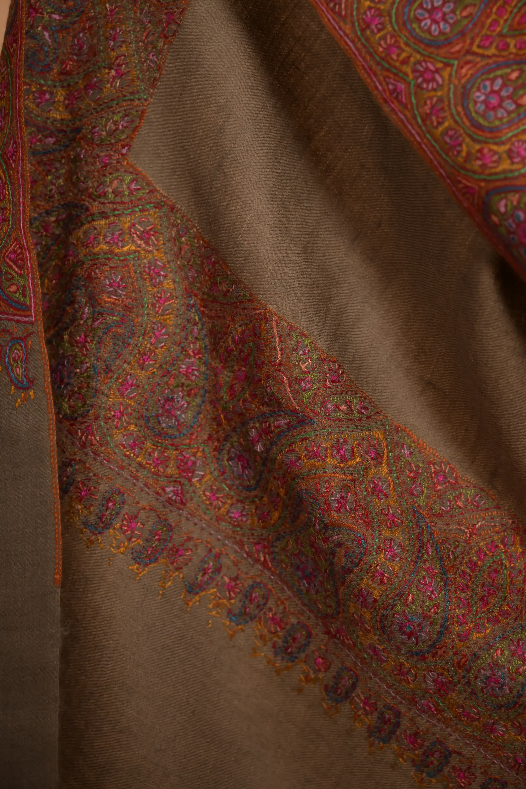 kashmiri pashmina shawl