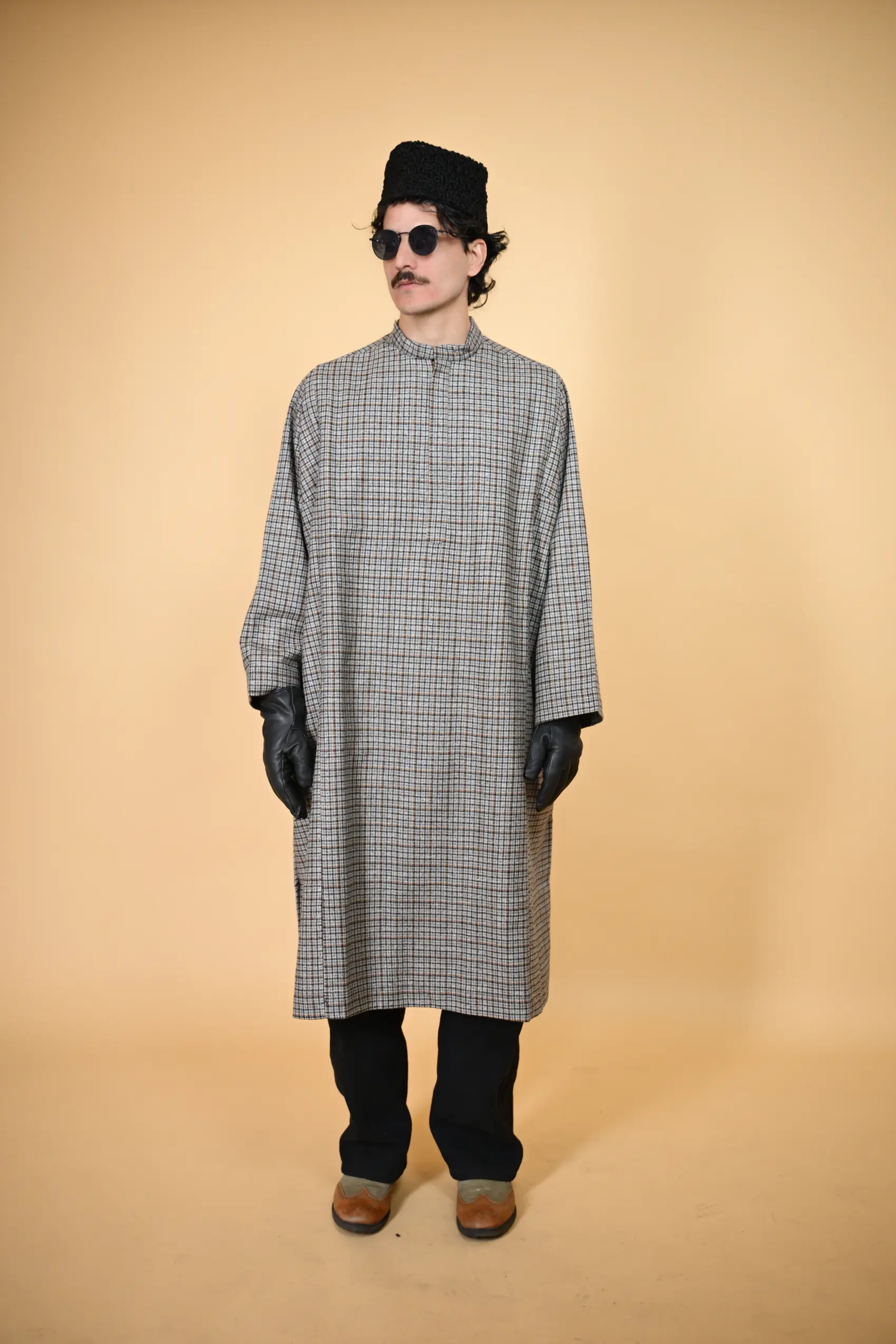 Grey Mist Plaid Pheran For Men - Image 2
