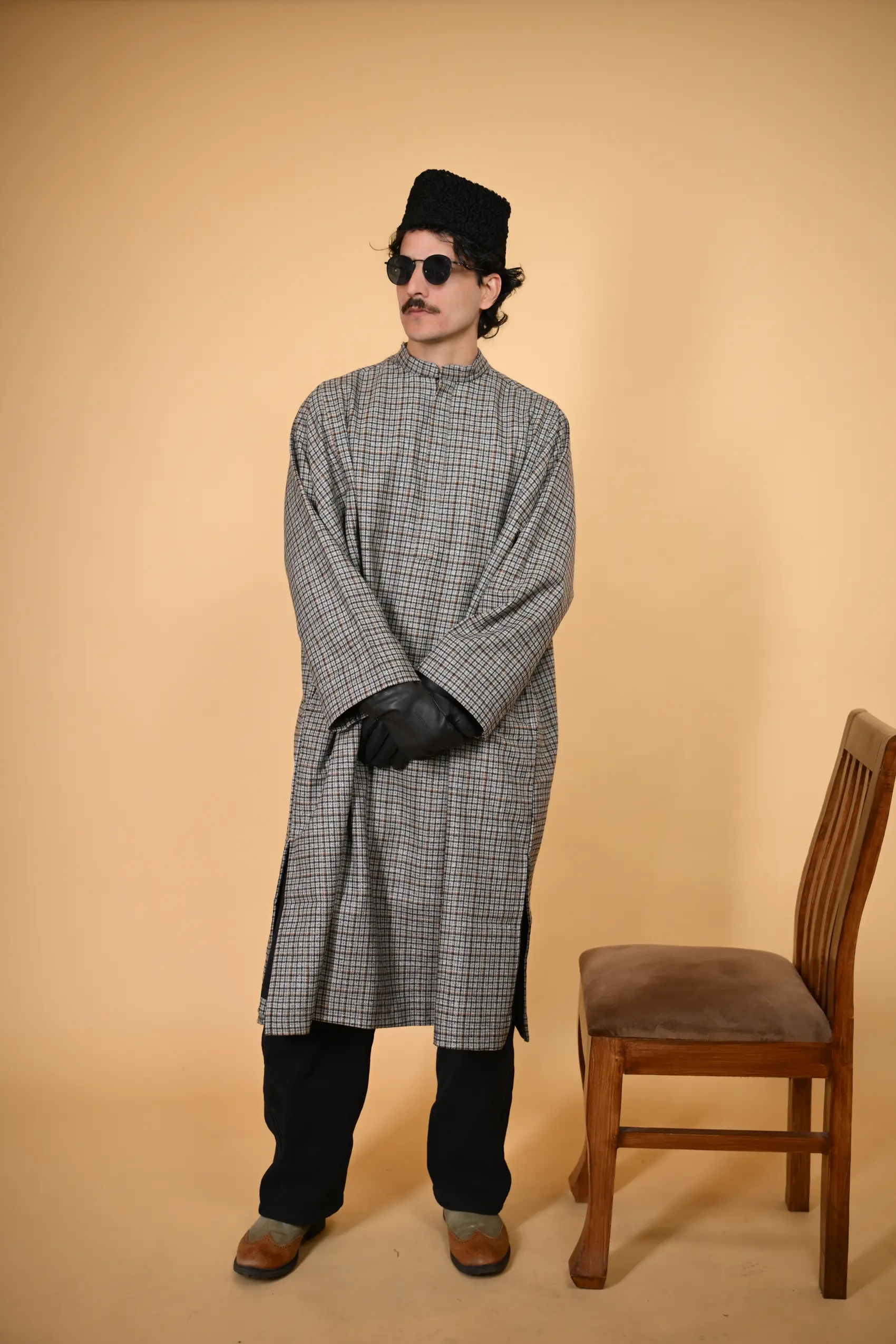 Grey Mist Plaid Pheran For Men - Image 5