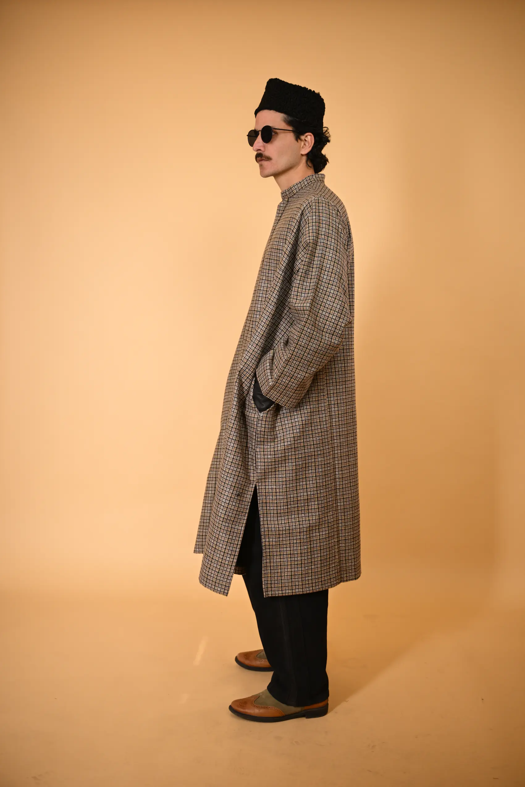 Gun Club Check Pheran For Men - Image 6