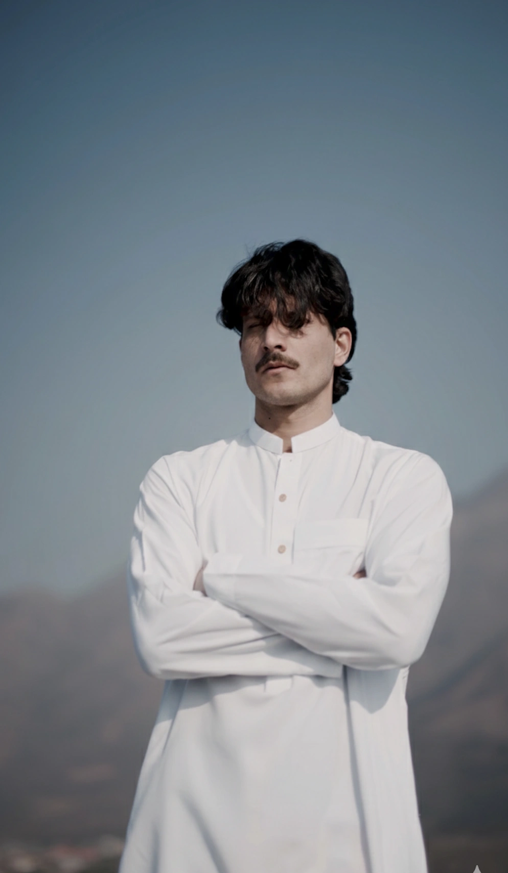 men wearing white thobe