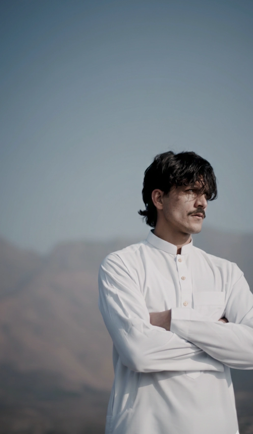 men wearing white thobe