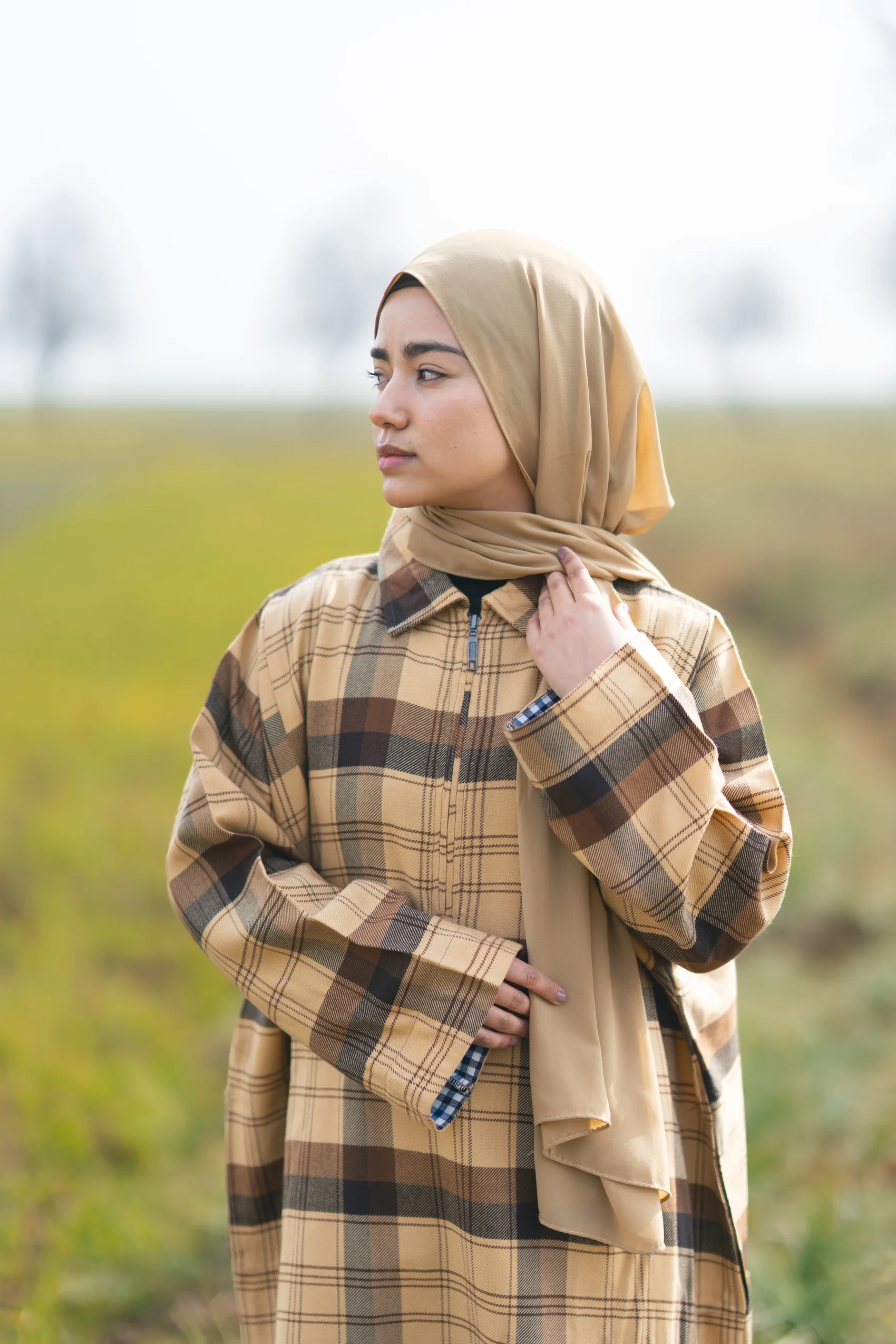 brown pheran for women